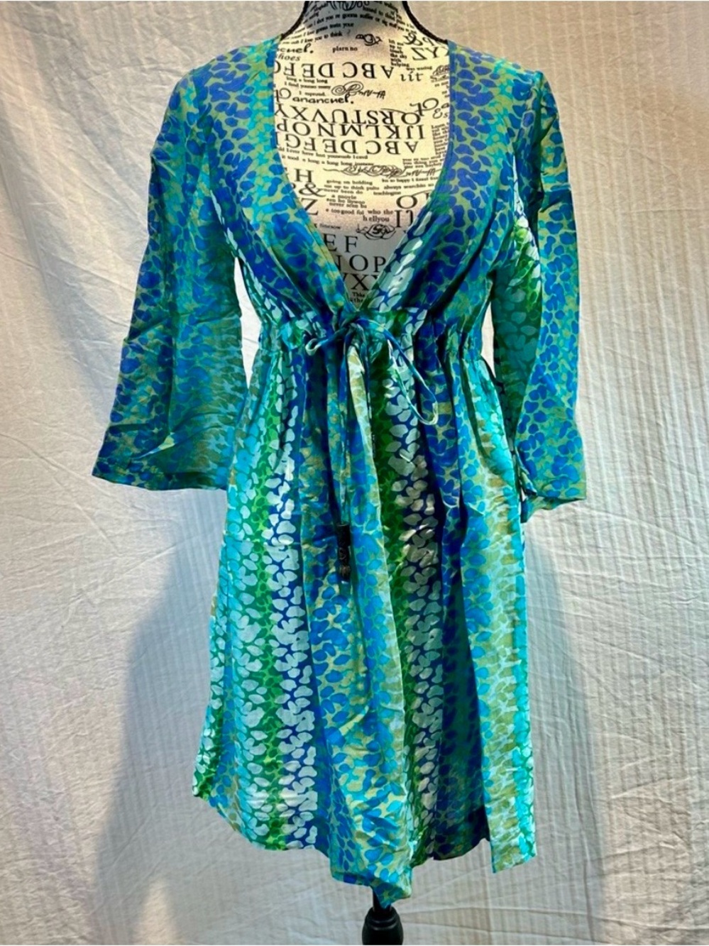 Diane von Furstenberg Vintage Sz S Blue Green Coverup Dress Silk Blend V Neck